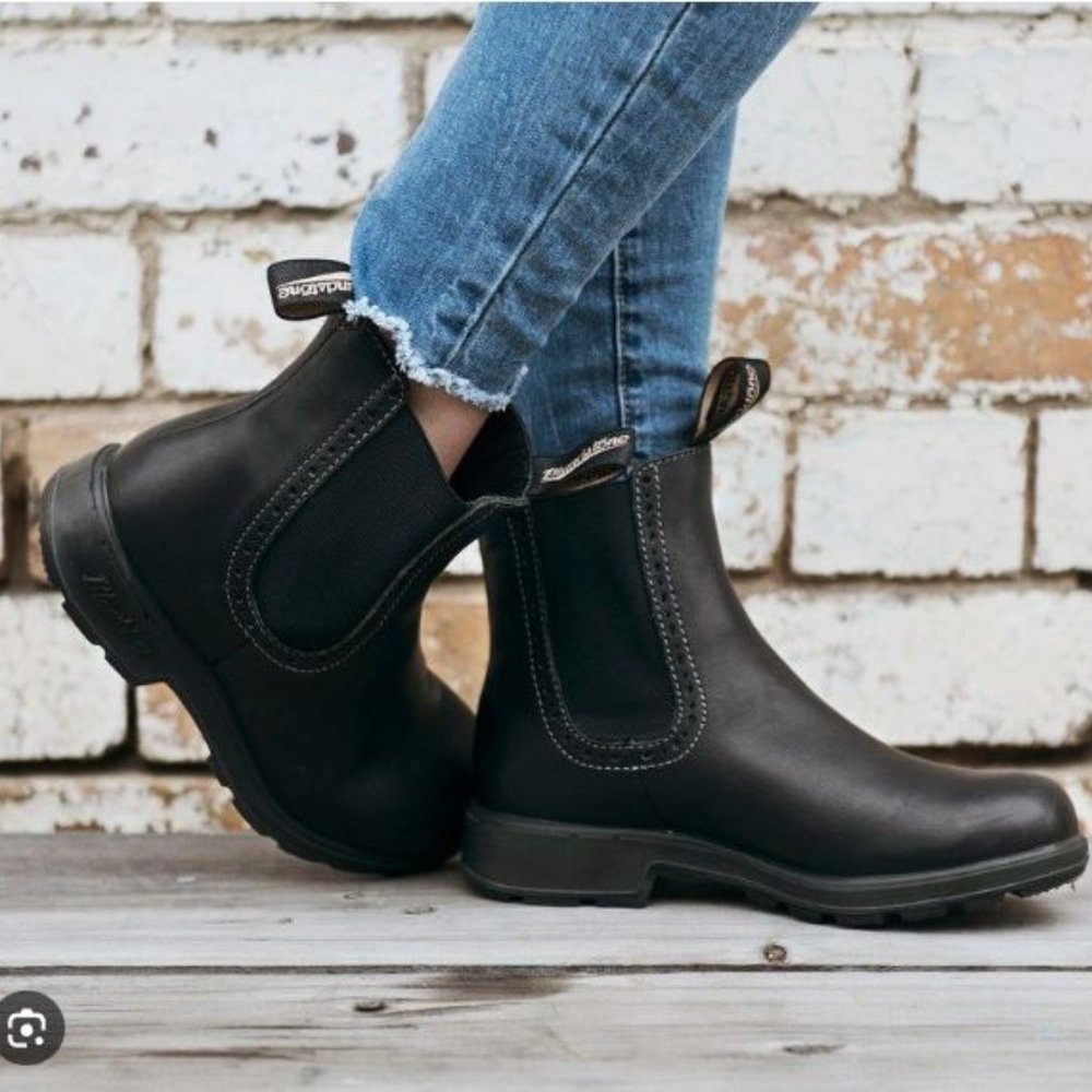 Blundstone 1448 Original Women's High Top - Size 5